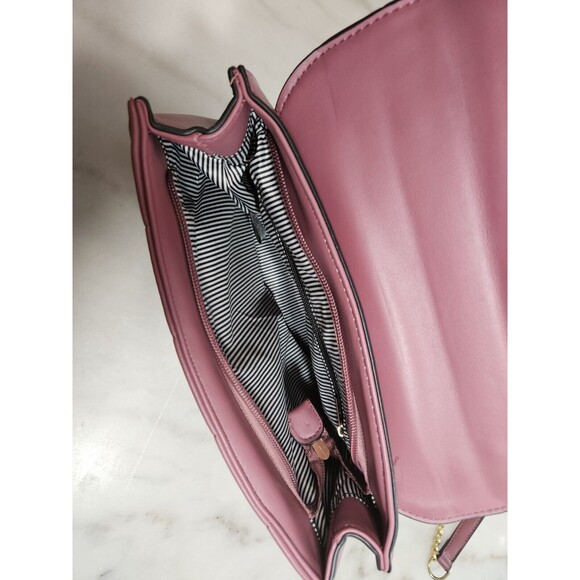 Pink Crossbody Woman Bag, Chain Golden Strap - Picture 9 of 10